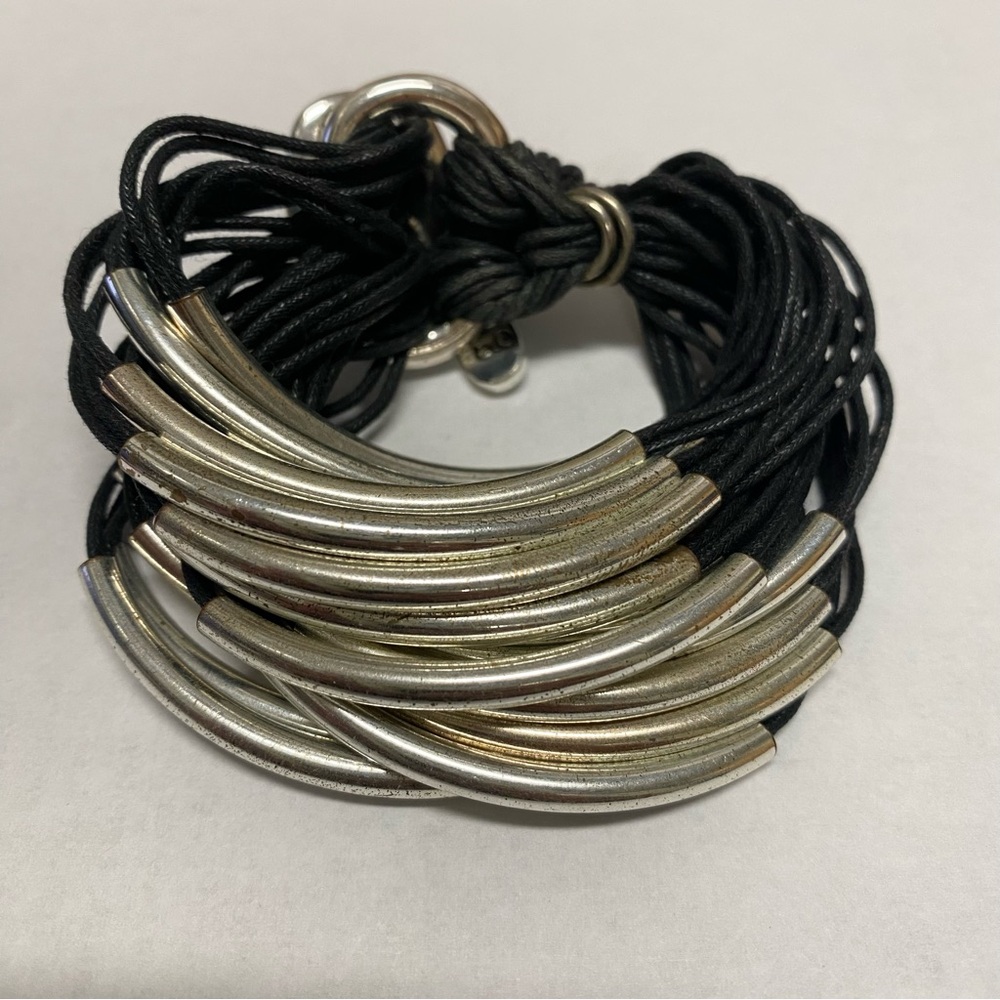 🥰LOVED 🥰 g.j. Gillian Julian - 🖤🤍 Tube Bracelet | Black & Silver | Retail $275